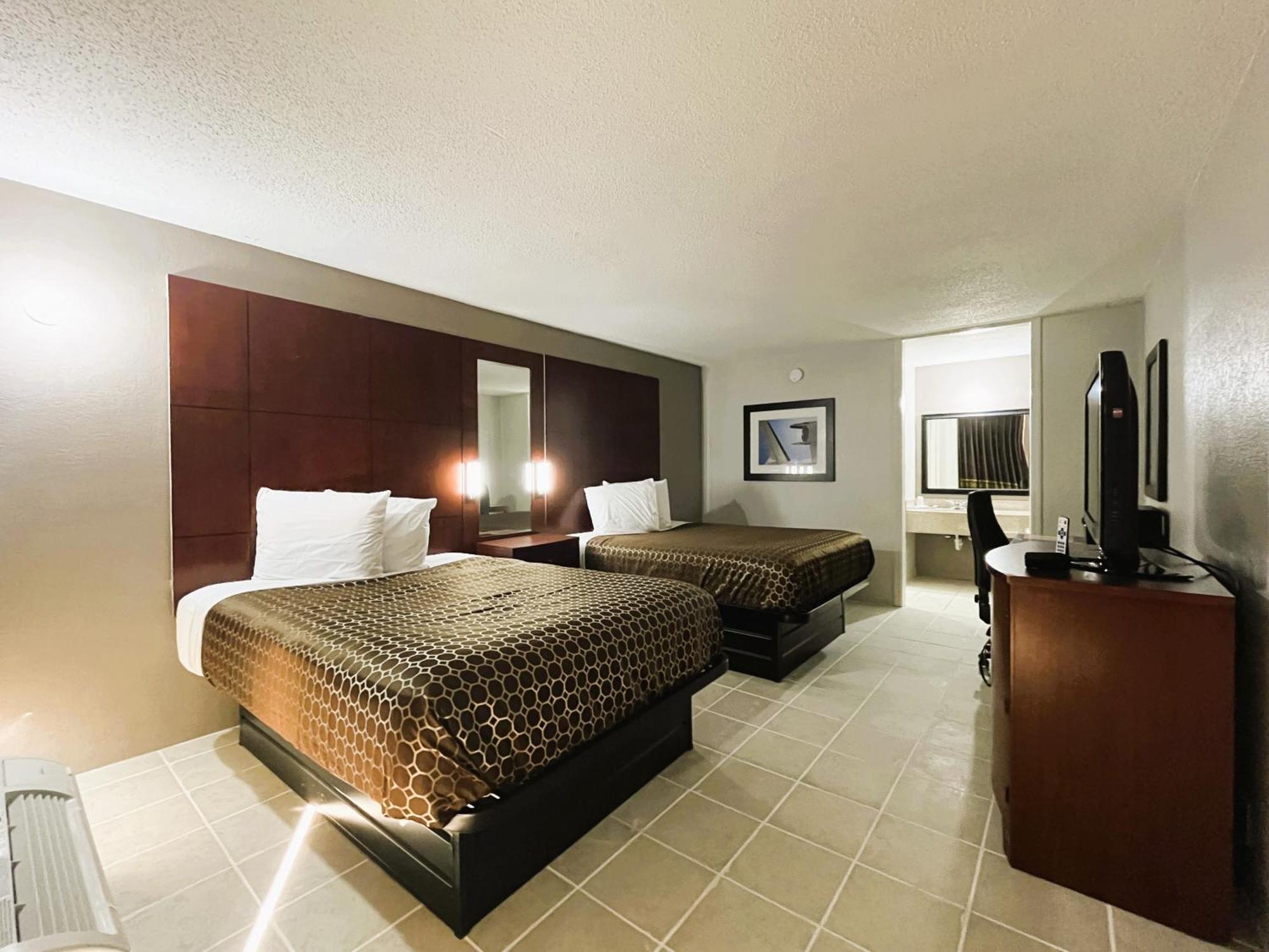 Budgetel Inn Phenix City Exterior photo